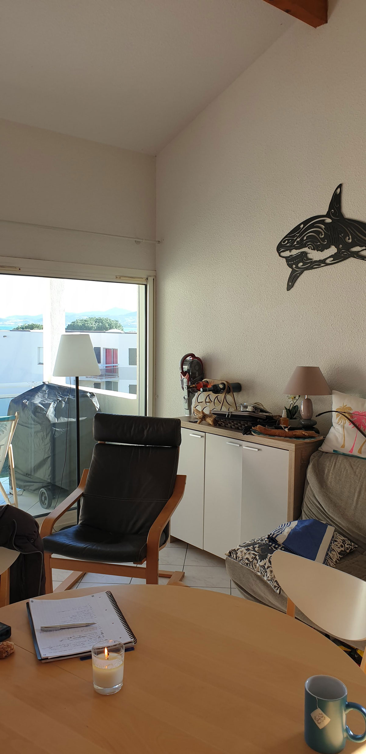 Conception et aménagement sur mesure d’un appartement à Saint-Cyprien Plage - Image avant 2