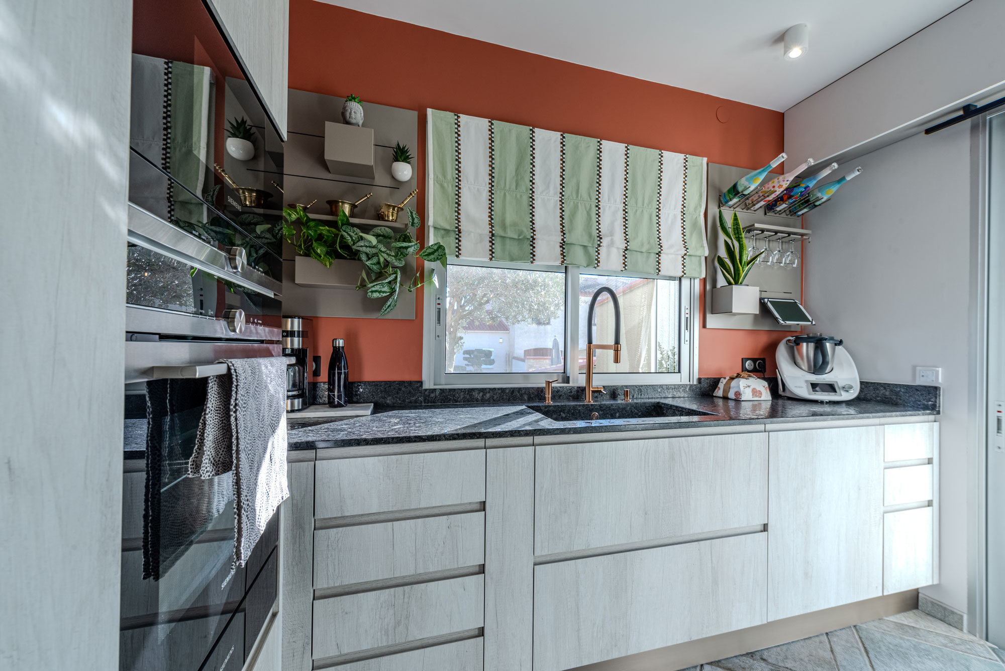 Transformation d’un intérieur ancien en espace moderne et lumineux - Image après 15