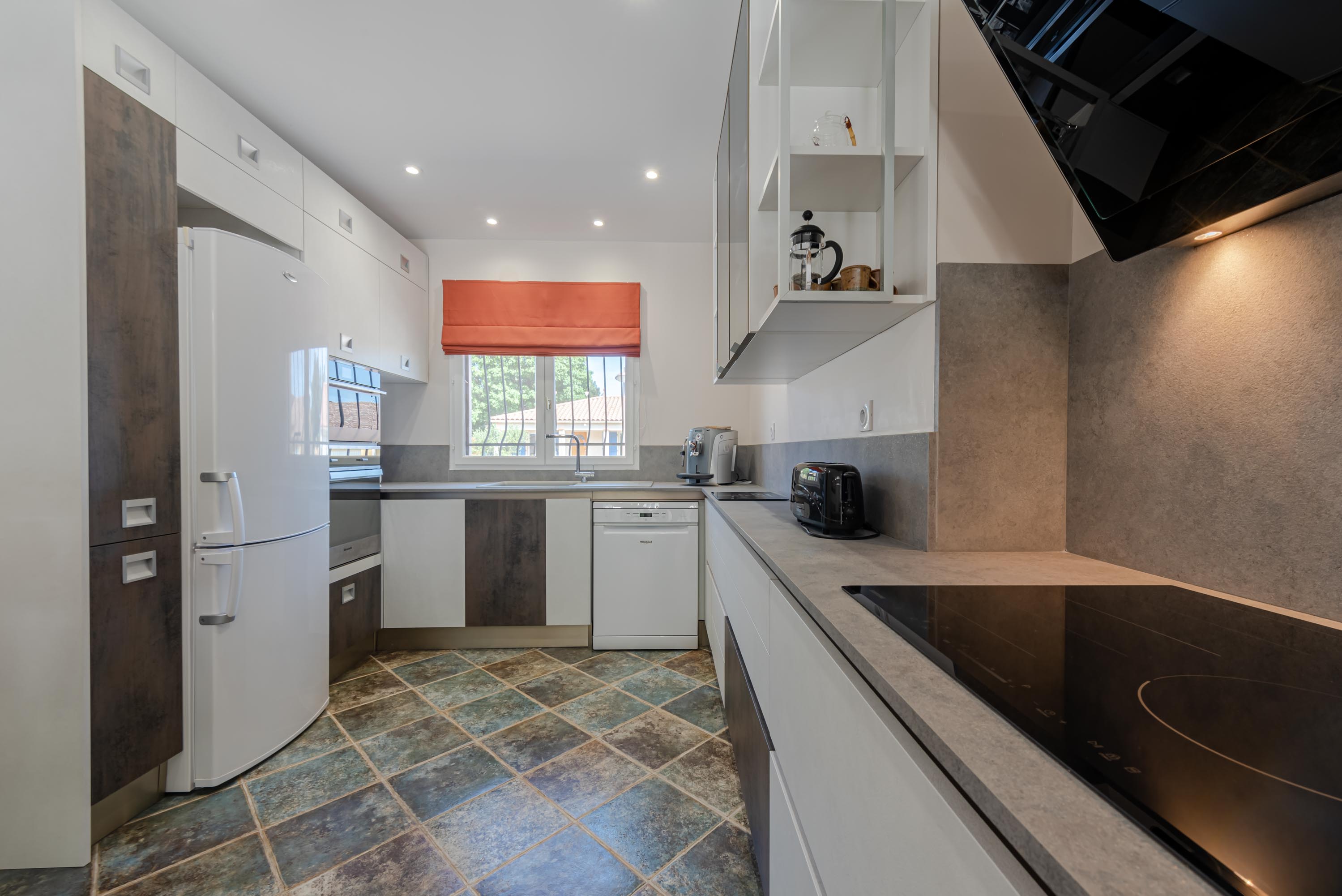 Rénovation d'une pièce de vie – Le Boulou - Image après 3