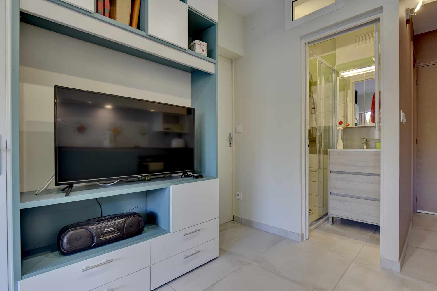 Un nouvel agencement sur mesure pour un appartement optimisé et fluide - Image après 5