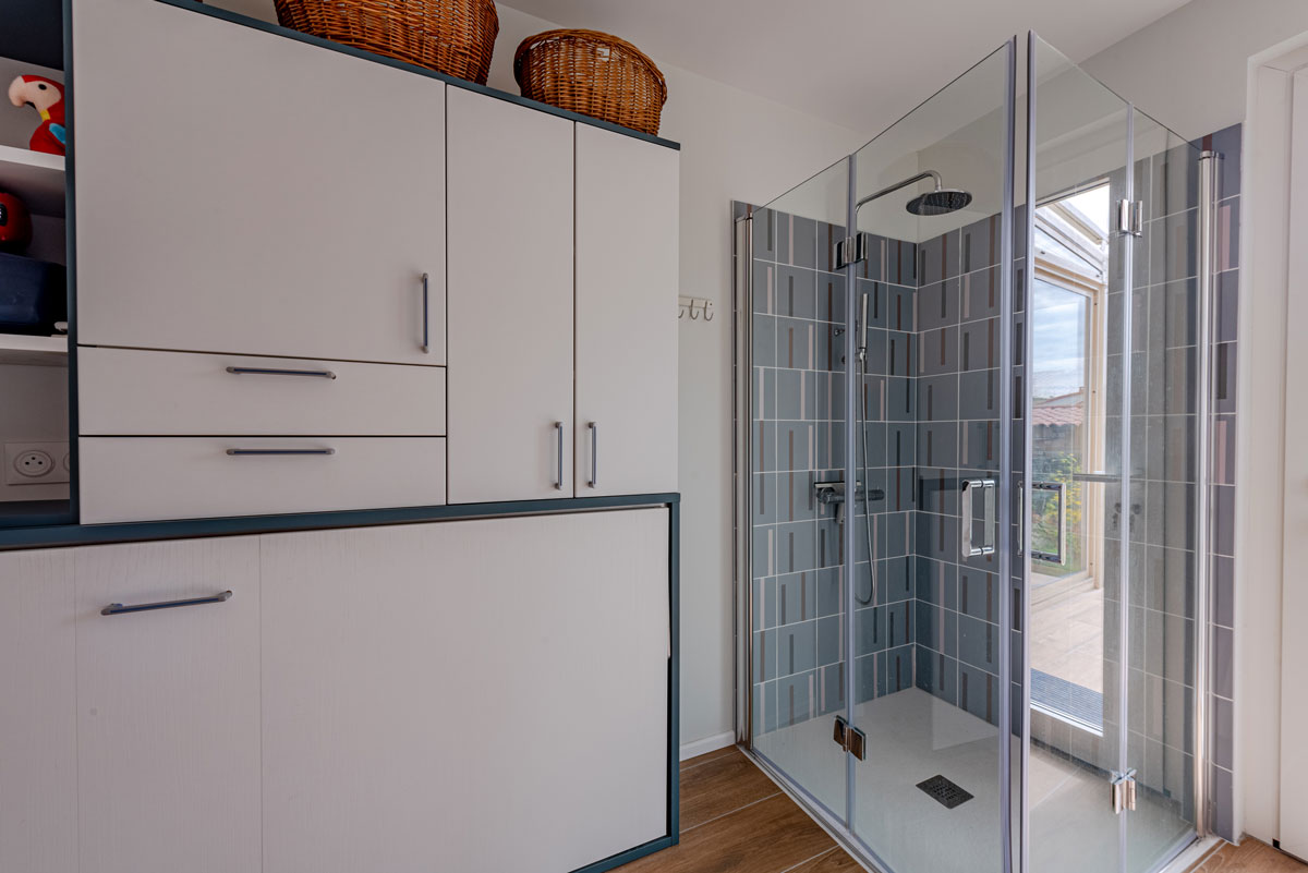 Rénovation complète d'un RDC et d'une salle de bain - Image après 24