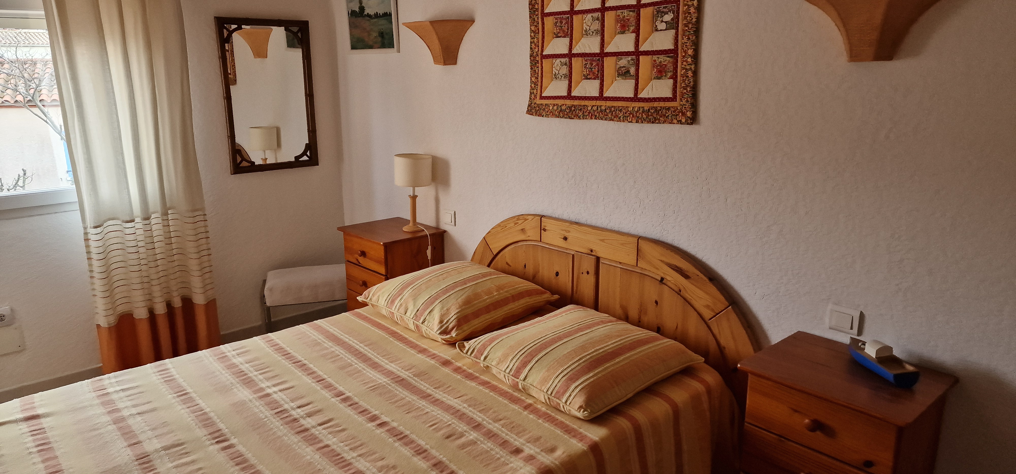 Une chambre métamorphosée entre élégance et fonctionnalité - Avant